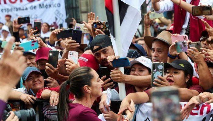 2024-05-31t122736z_1873836771_rc2bd6a6xru3_rtrmadp_3_mexico-election-sheinbaum.jpg © REUTERS/Luis Cortes