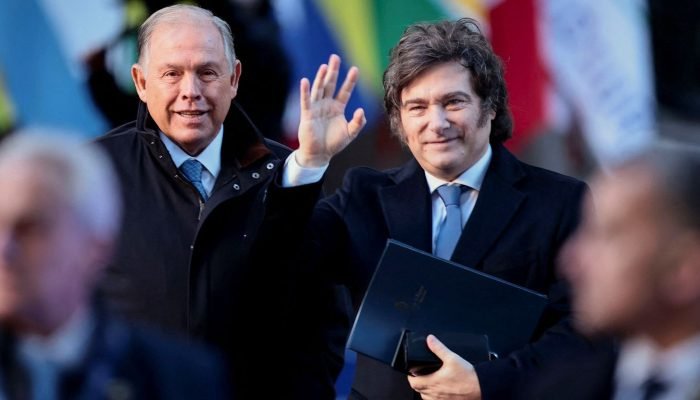 2025-10-22t173122z_1_lynxmpel9l0ye_rtroptp_4_argentina-ministro-renuncia.jpg © REUTERS/Alessia Maccioni/proibida a reprodução