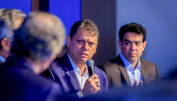 Governador defende que debate inclua discussão sobre produtividade e flexibilidade. (Foto: Joao ...