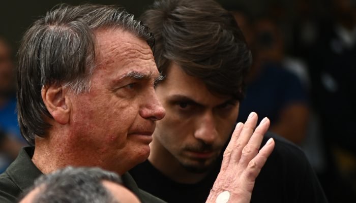 Jair Bolsonaro foi condenado pela Primeira Turma, mas os embargos de declaração podem ser apres...