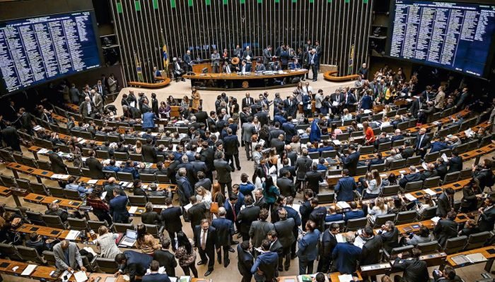 Declaração de patrimônio é obrigatória para candidatos e permite ao eleitor acompanhar os be...