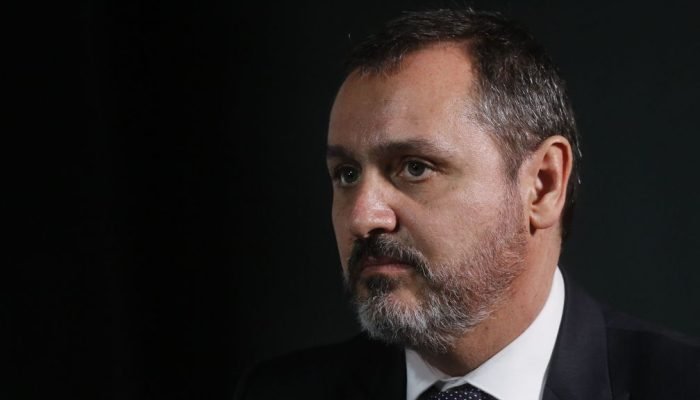 Diretor-geral da PF diz que investigações apuram a suspeita de fraude de R$ 12 bilhões envolve...