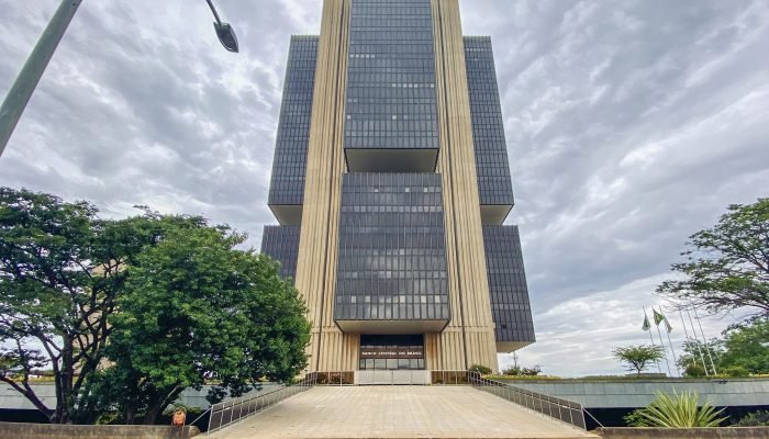 Presidente do BC diz que Coaf opera sob forte pressão com crescimento das transações digitais,...