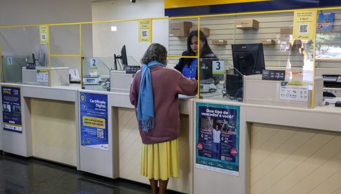 Diversificação de serviços dos Correios ocorre após estatal registrar prejuízo recorde de R$...