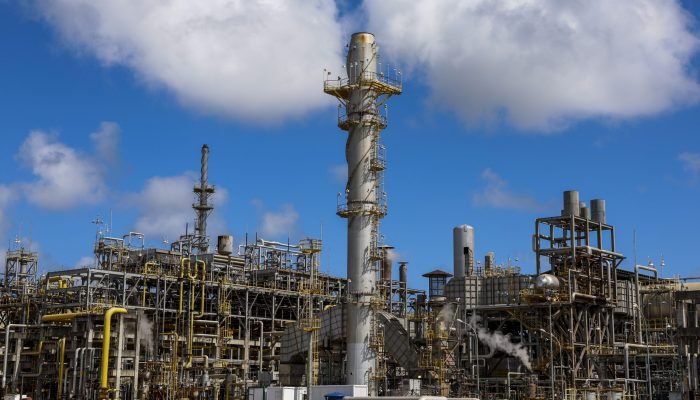 Norma suspensa dá a estados e municípios que não produzem petróleo direito a parte dos ganhos...