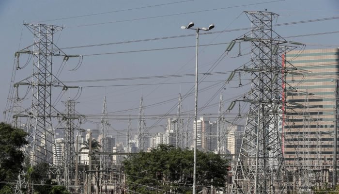 Condições favoráveis de geração de energia permitiram que contas de luz sejam livres de cobr...