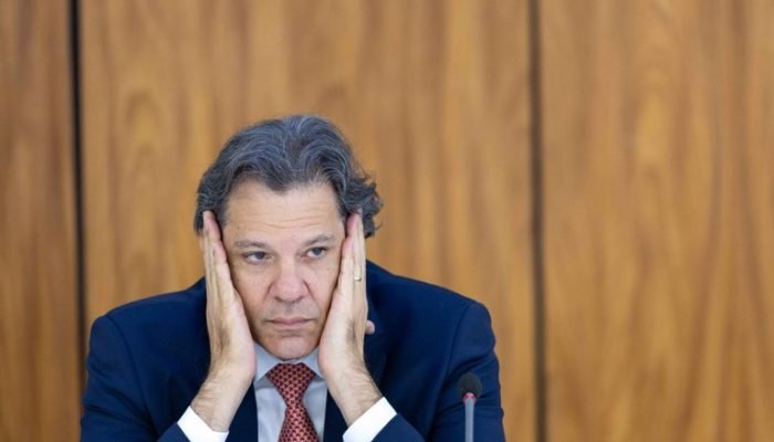 Alegando "missão cumprida", Haddad deixa como herança alta significativa da dívida pública (F...