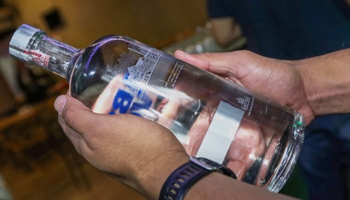 fiscalizacao_em_distribuidoras_de_bebidas_04_0.jpg © Sandro Araújo/Agência Saúde DF