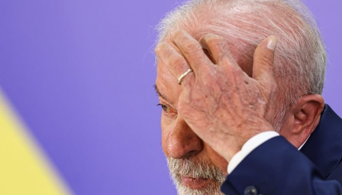 Governo Lula empurra para 2027 aporte bilionário nos Correios. Estatal vive crise com rombo bili...