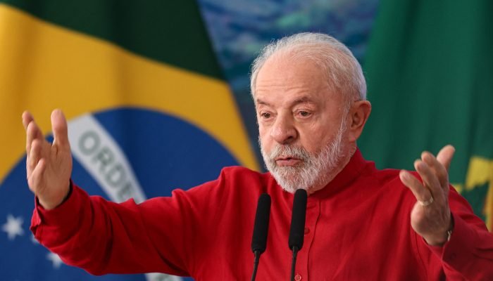 lula-operacao-rio-1 Lula adota tom cauteleso e evita embate direto com governador do Rio. (Foto: Marcelo Camargo/Agê...