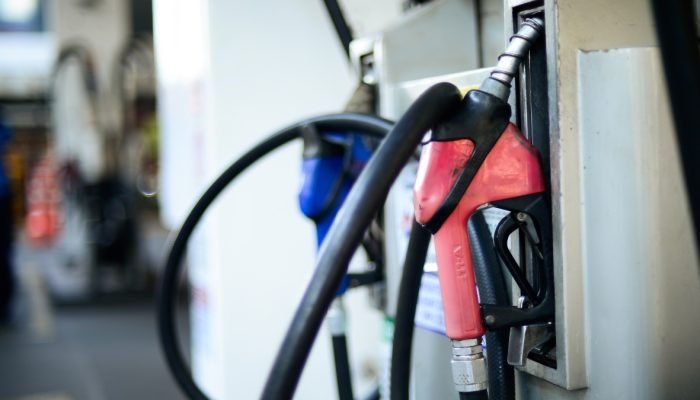 Reajuste ocorre em meio à disparada do petróleo no mercado internacional e medidas do governo p...